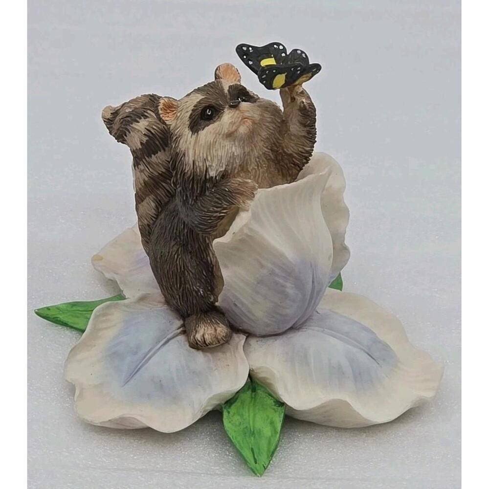 Charming Tails "Flower Friends" 89/608 Raccoon Butterfly Figurine